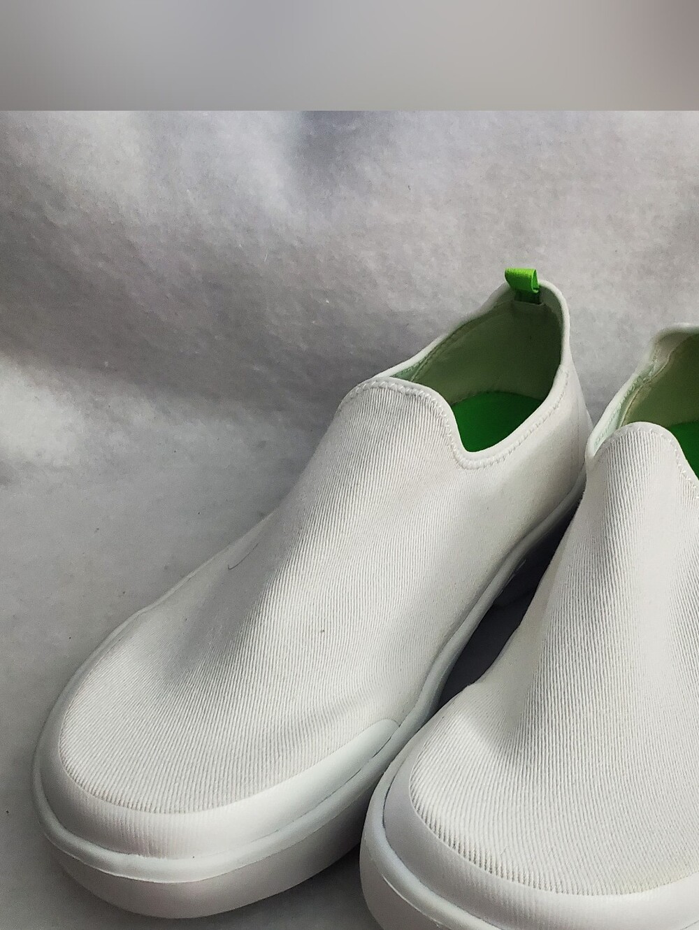 OOFOS White Slip-On Sneakers with Lime Green Lining - Picture 2 of 10
